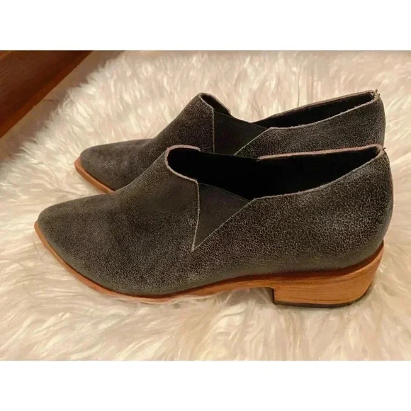 Prune Mules  - Picture 5 of 5